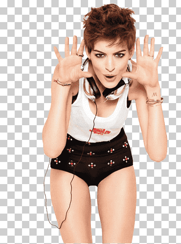 mujer vestida con camiseta blanca, anne hathaway con auriculares, en el cine, Anne Hathaway, mujer png