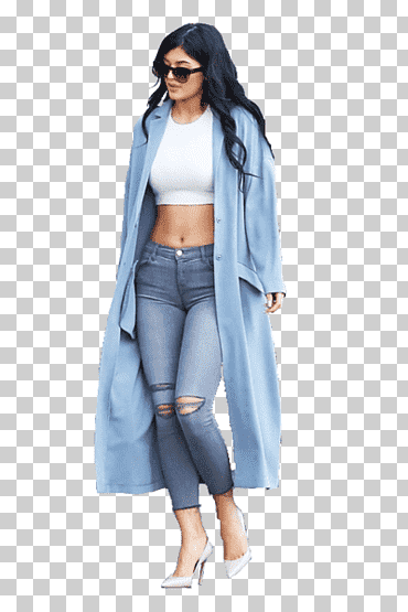 mujer caminando vestida con una chaqueta de punto larga, top corto y pantalones vaqueros, kylie jenner caminando, famosos, gente, Kylie Jenner png